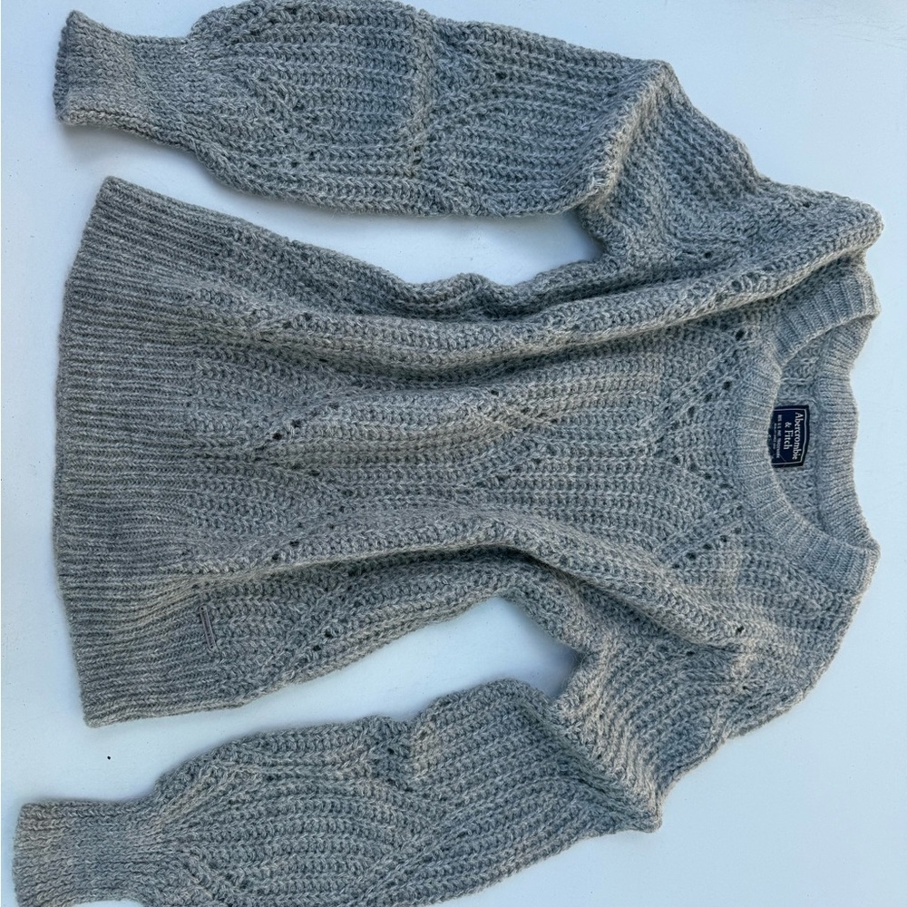 Abercrombie & Fitch Gray Textured Women's Sweater - Picture 10 of 10